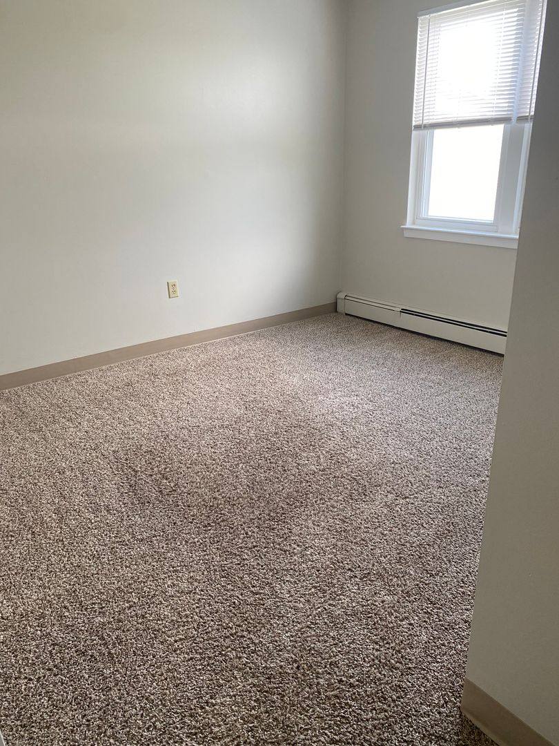 Apartment for rent at 1 Meadow Dr, Raynham, MA 02767