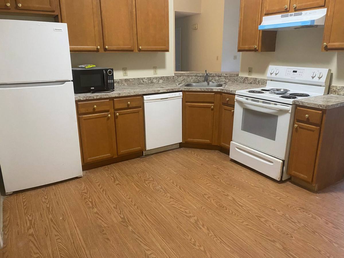 Apartment for rent at 1 Meadow Dr, Raynham, MA 02767