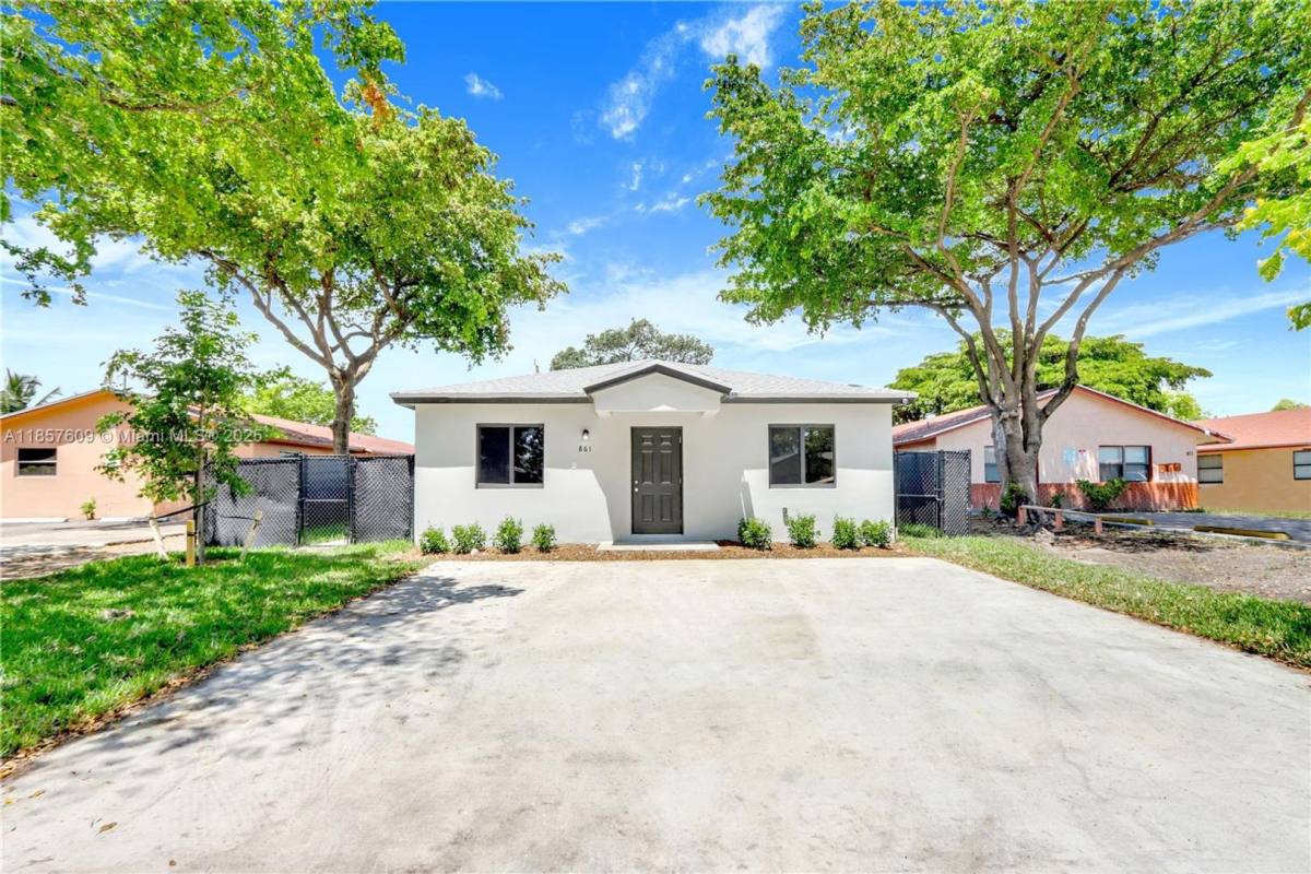 House for rent at 861 NW 6th Ave, Pompano Beach, FL 33060