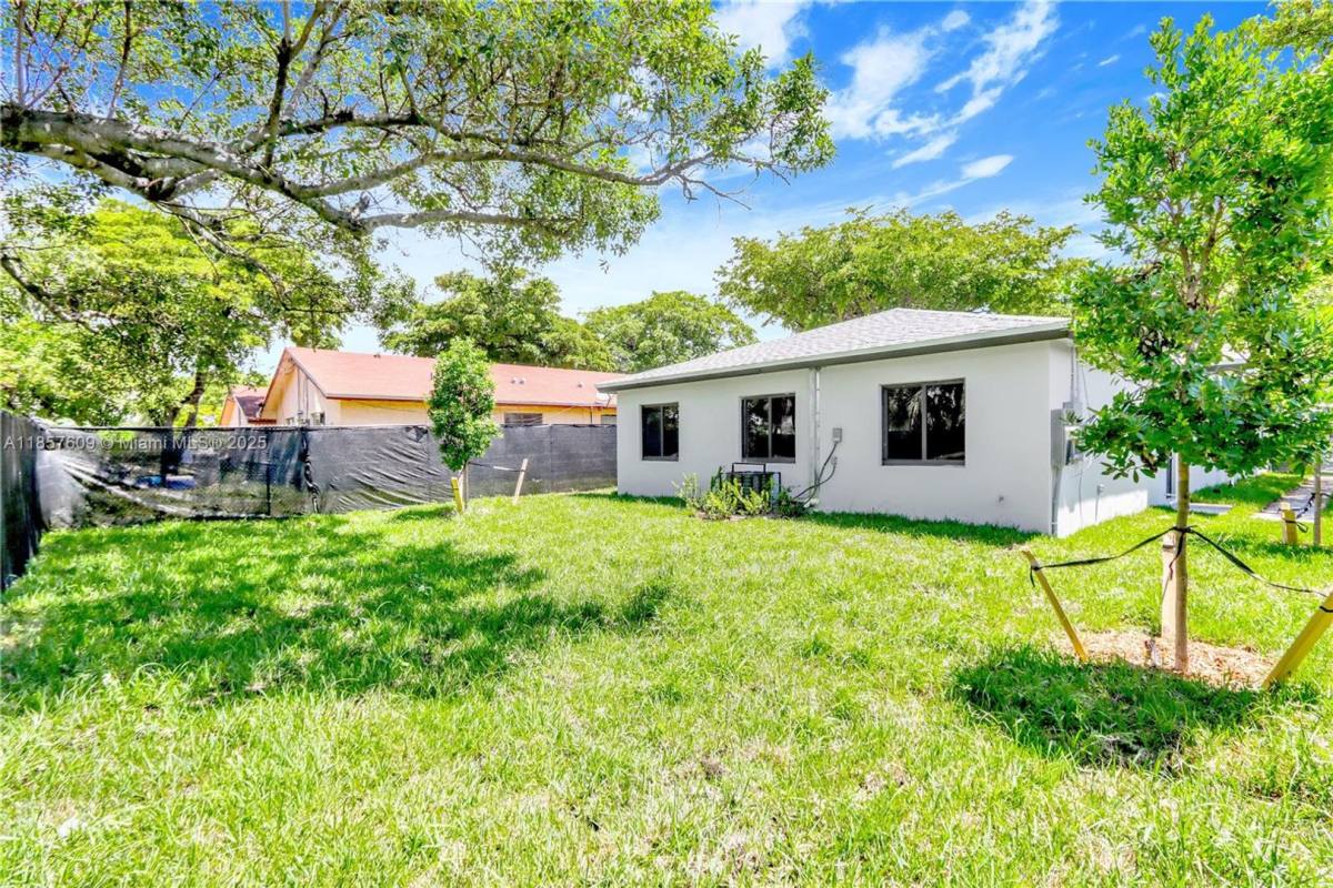 House for rent at 861 NW 6th Ave, Pompano Beach, FL 33060