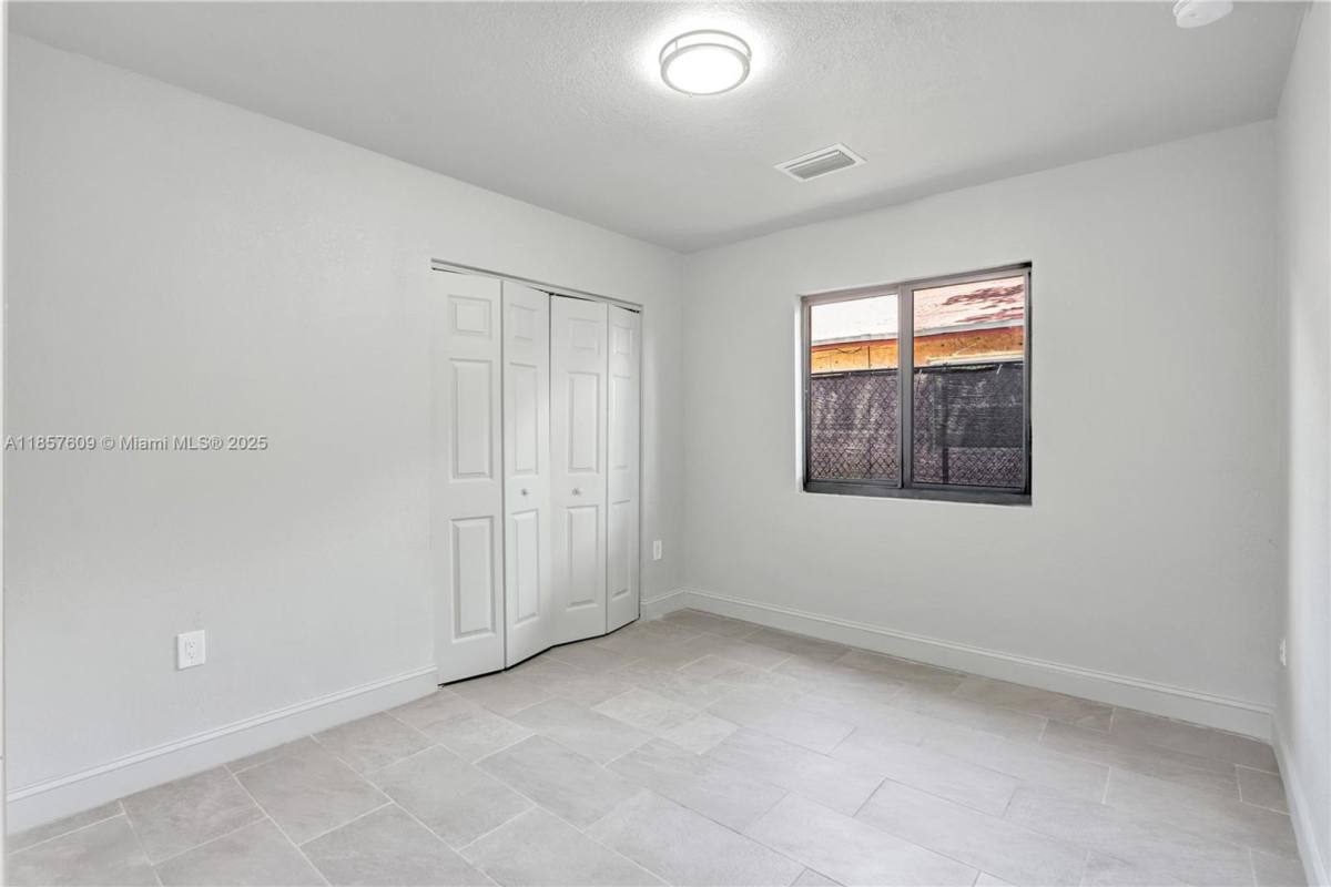 House for rent at 861 NW 6th Ave, Pompano Beach, FL 33060