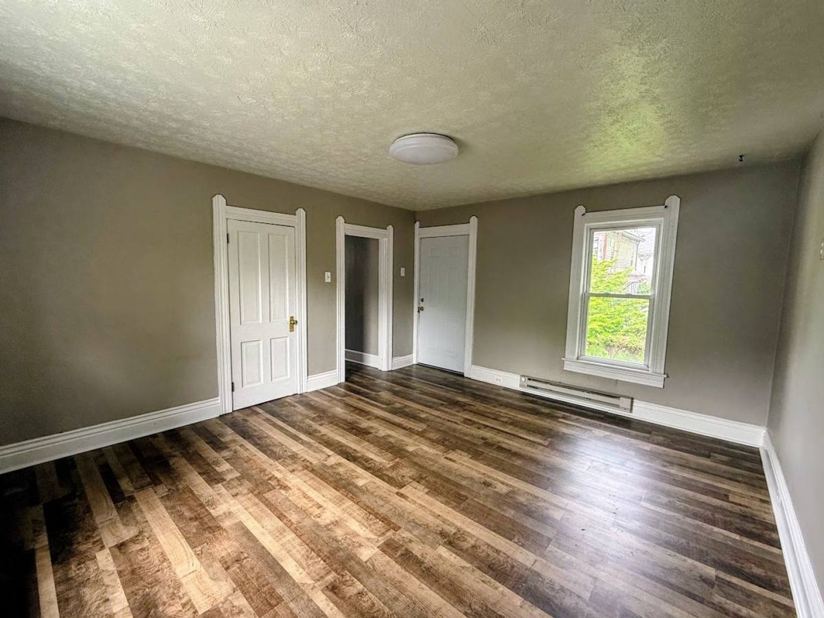 Apartment for rent at 610 Wellman Ave SE, Massillon, OH 44646