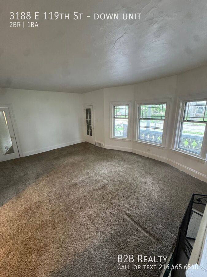 Apartment for rent at 3188 E 119th St #DOWN, Cleveland, OH 44120