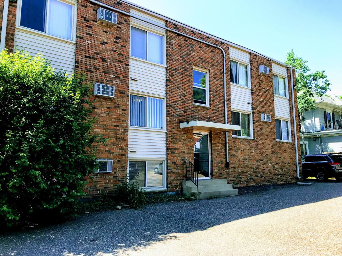 Apartment for rent at 2649 Humboldt Ave S, Minneapolis, MN 55408