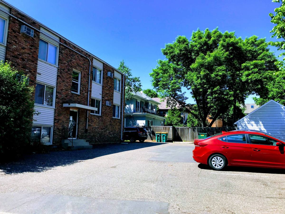 Apartment for rent at 2649 Humboldt Ave S, Minneapolis, MN 55408
