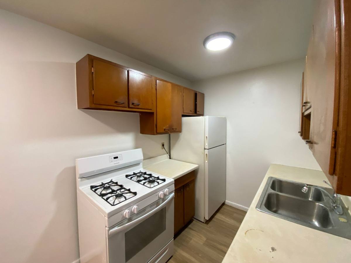 Apartment for rent at 708 University Ave SE, Minneapolis, MN 55414