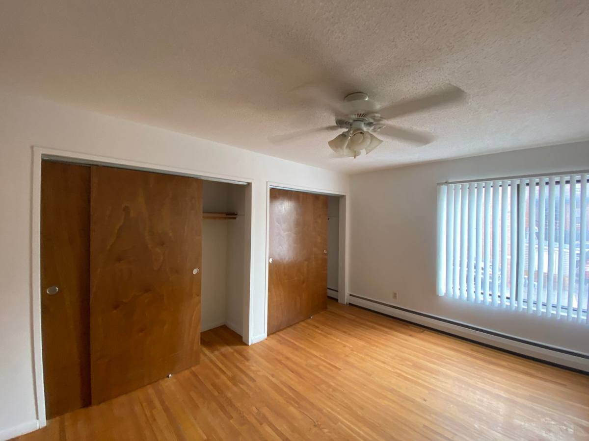 Apartment for rent at 708 University Ave SE, Minneapolis, MN 55414