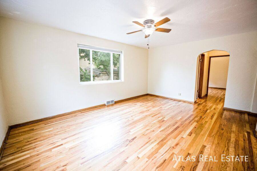 Apartment for rent at 1001 19th St #6, Golden, CO 80401