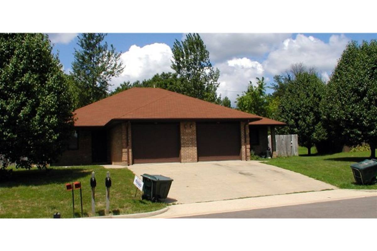 Apartment for rent at 714-716 Republic Dr, Rolla, MO 65401