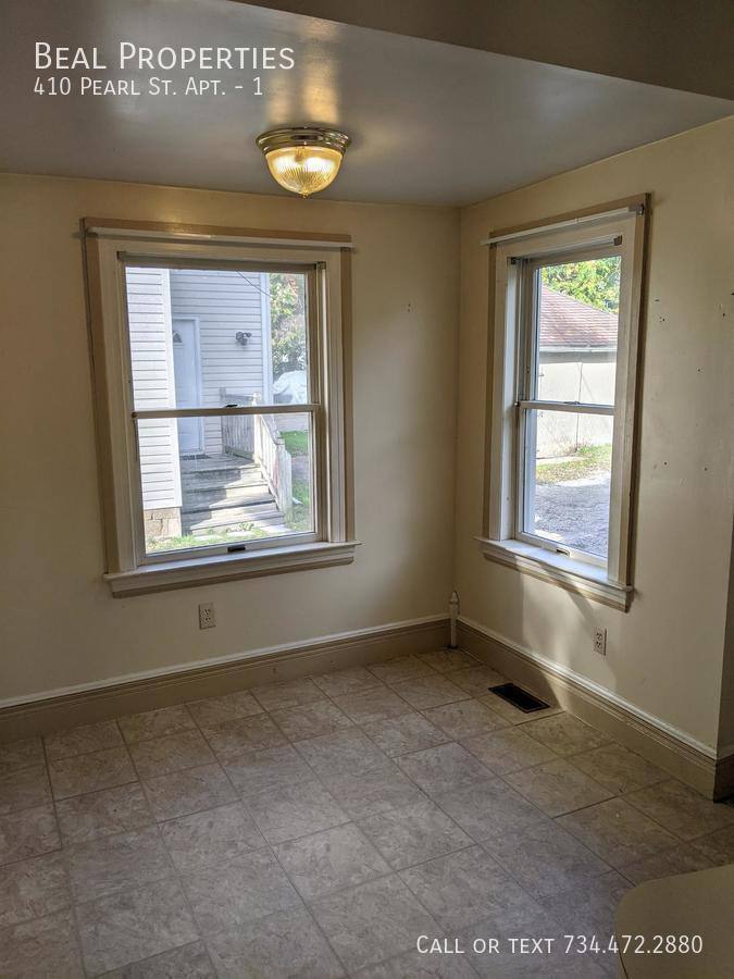 Apartment for rent at 410 Pearl St #1, Ypsilanti, MI 48197