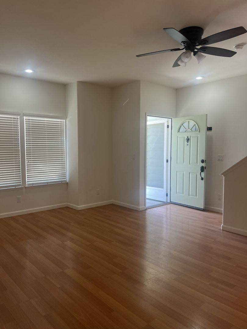 Townhouse for rent at 516 Adina Way, Nipomo, CA 93444