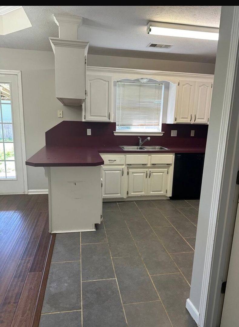 House for rent at 25 Applewood Dr, Cabot, AR 72023