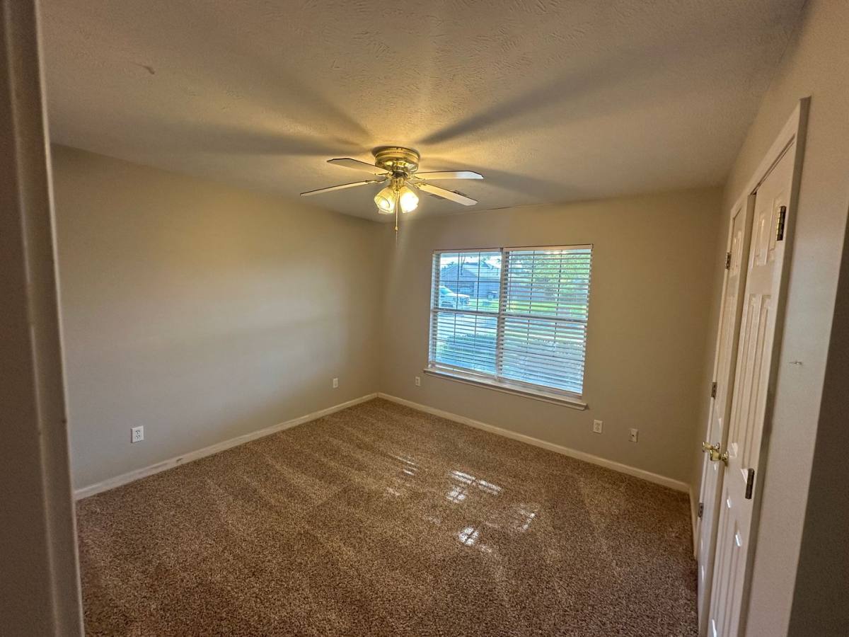 House for rent at 25 Applewood Dr, Cabot, AR 72023