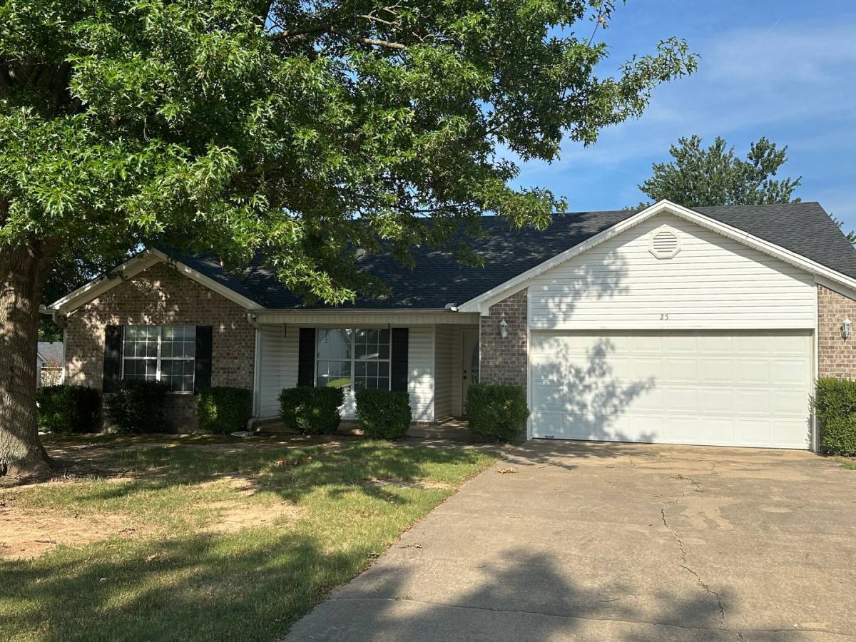 House for rent at 25 Applewood Dr, Cabot, AR 72023