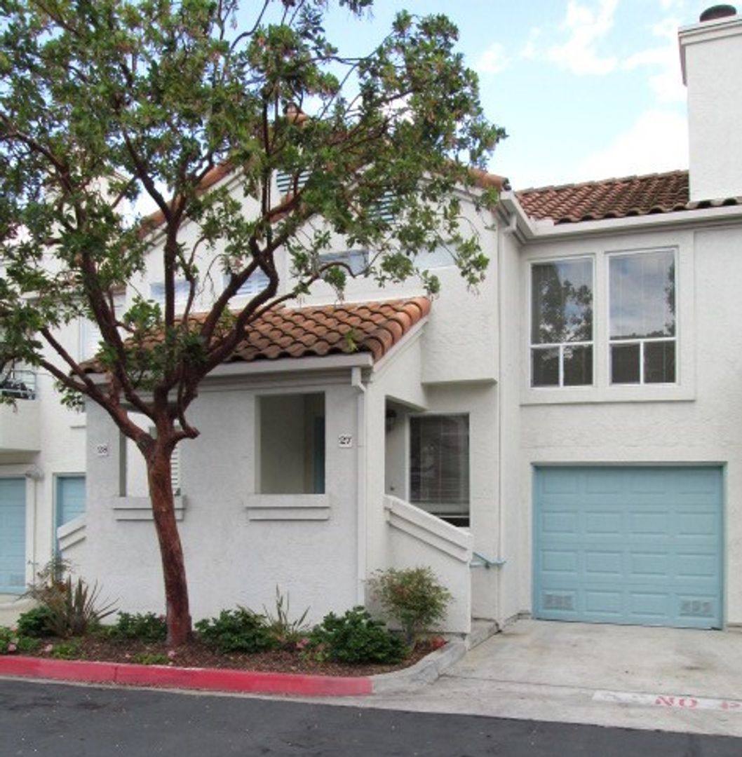 Townhouse for rent at 9975 Scripps Westview Way, San Diego, CA 92131