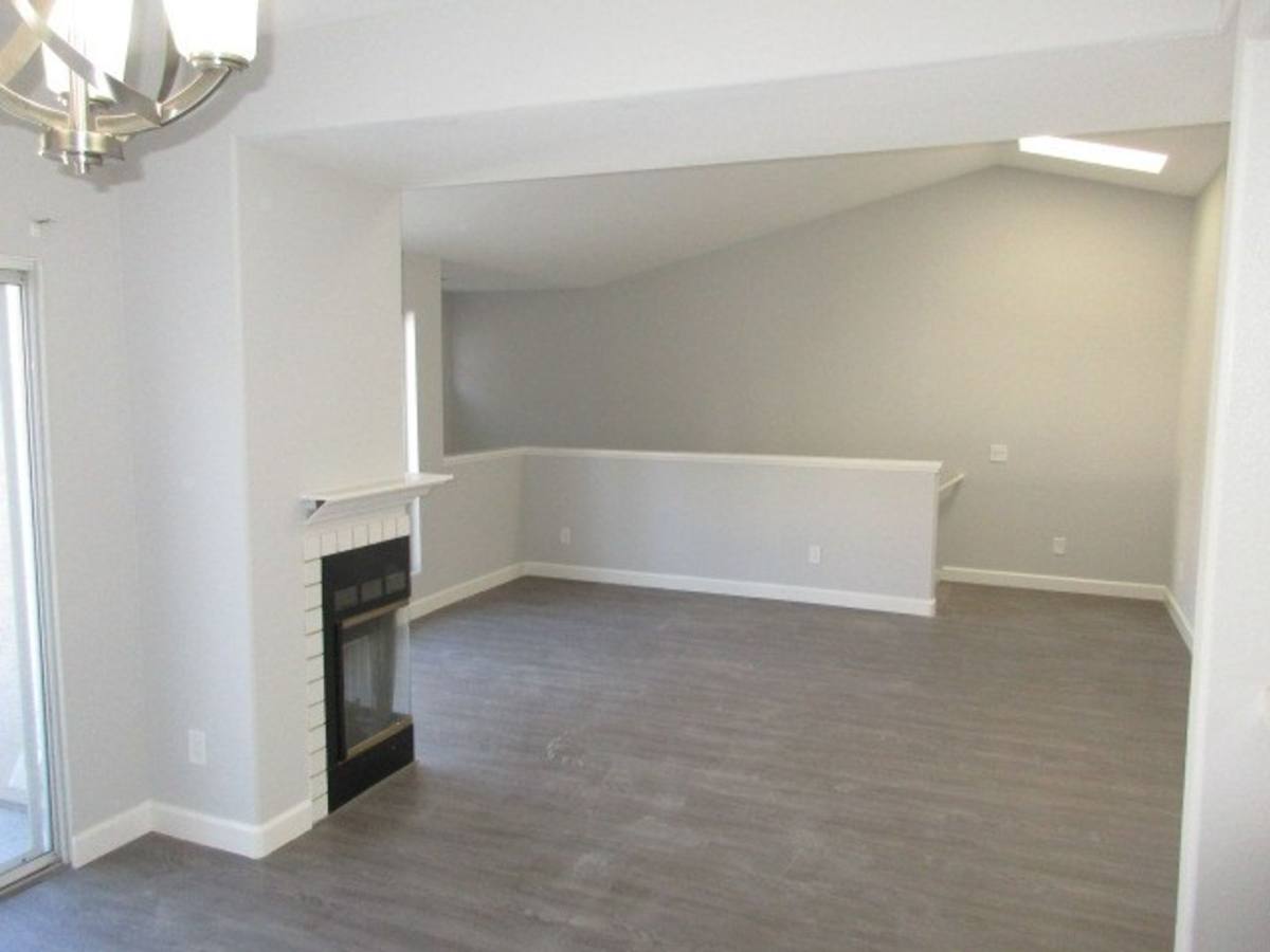Townhouse for rent at 9975 Scripps Westview Way, San Diego, CA 92131