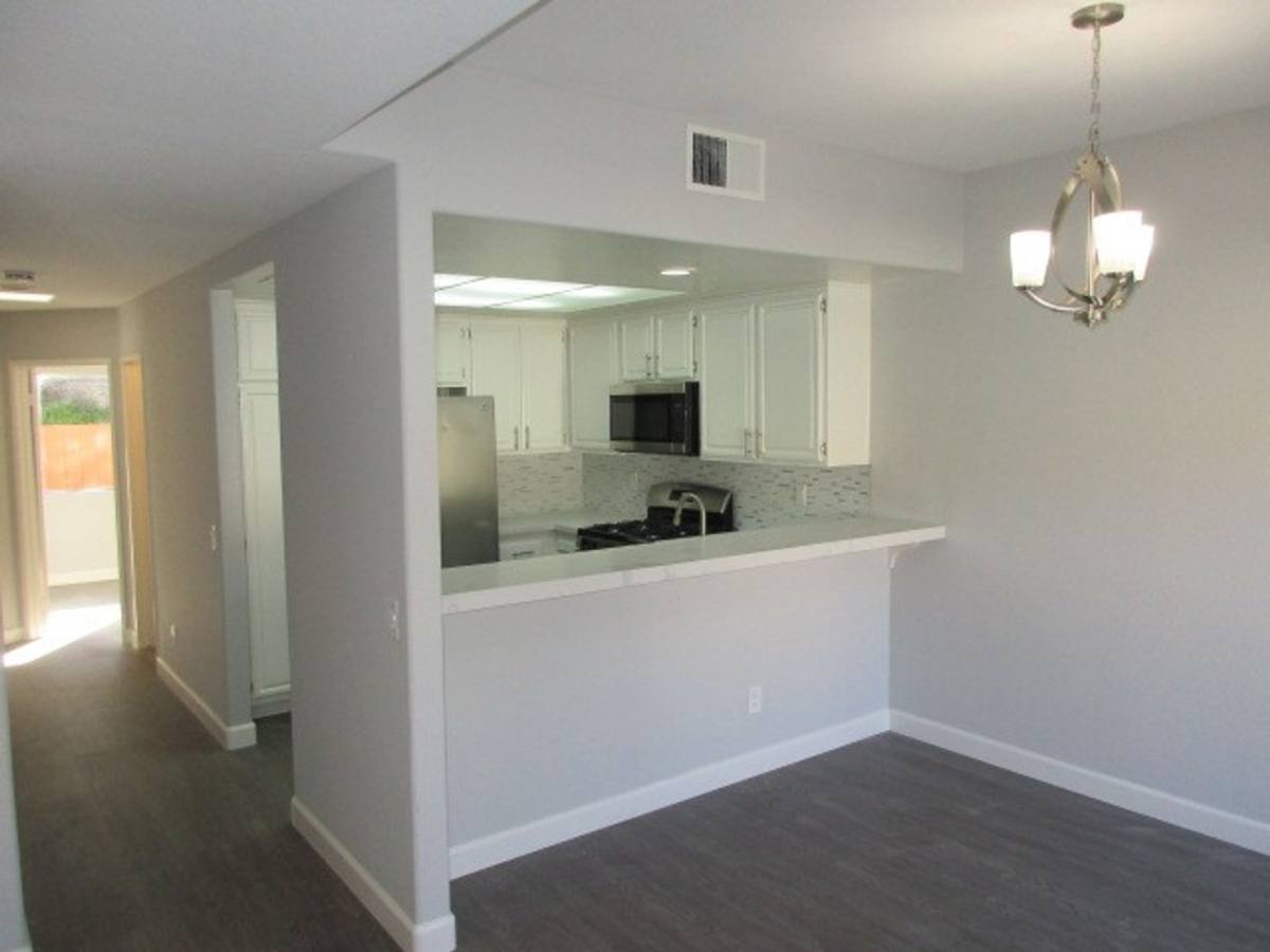 Townhouse for rent at 9975 Scripps Westview Way, San Diego, CA 92131