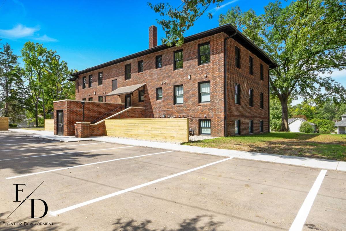 Apartment for rent at 512 Spruce St, Wamego, KS 66547