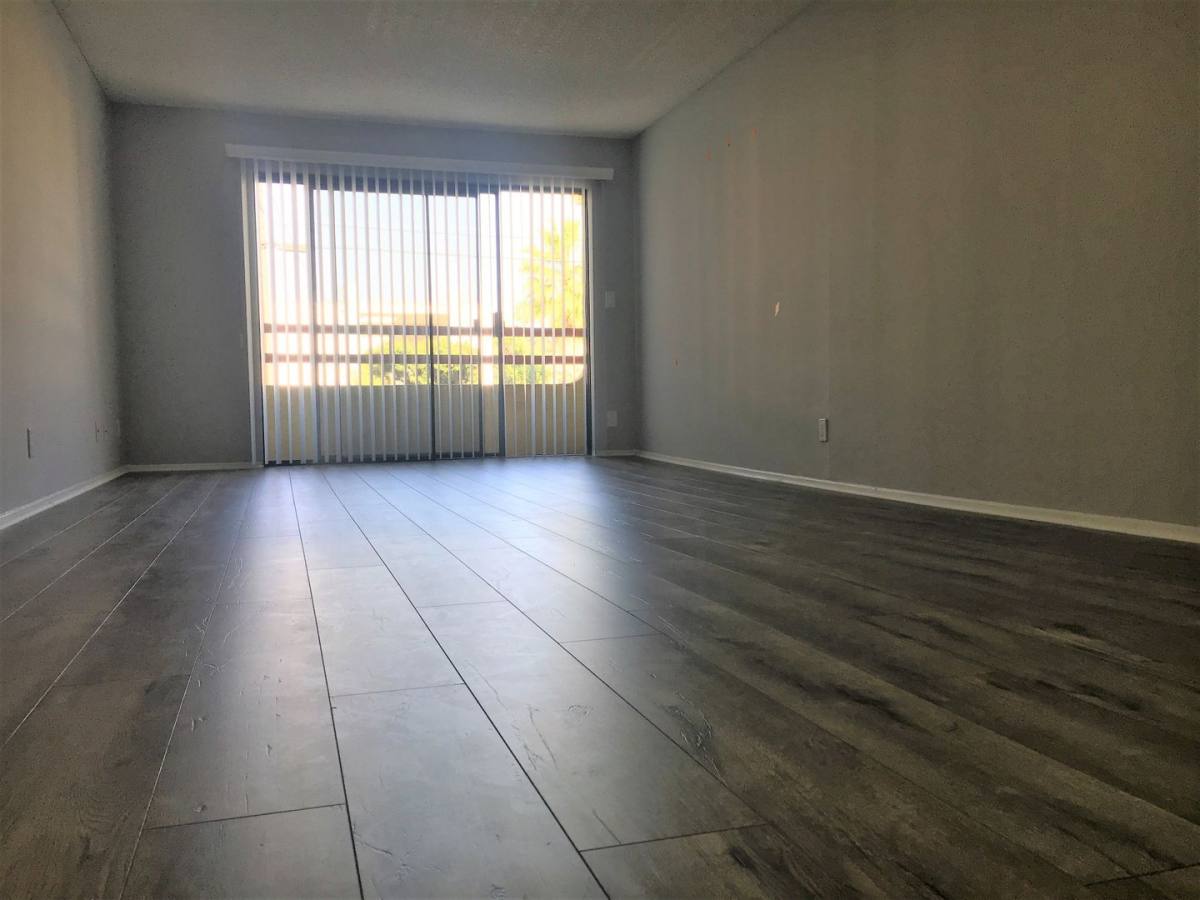 Apartment for rent at 6911 Woodman Ave, Van Nuys, CA 91405