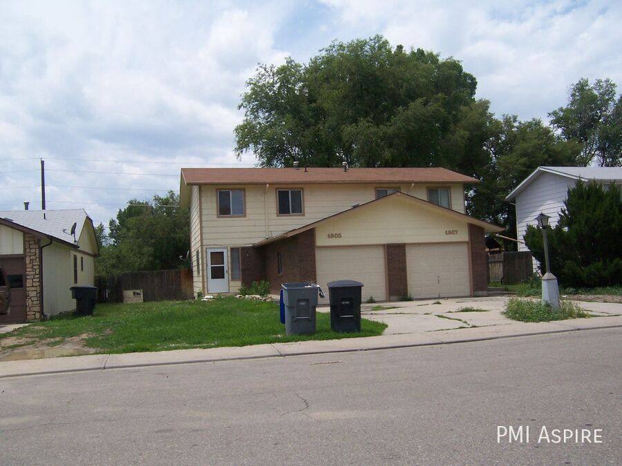Apartment for rent at 1805 Antero Dr, Longmont, CO 80501