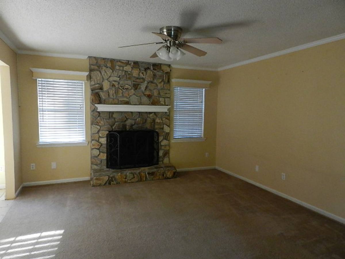 House for rent at 4141 Pebble Creek Dr, Valdosta, GA 31605