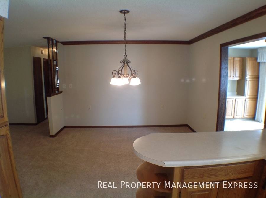 233 E Pam Rd, Sioux Falls, SD 57105 - House for Rent - Image 5