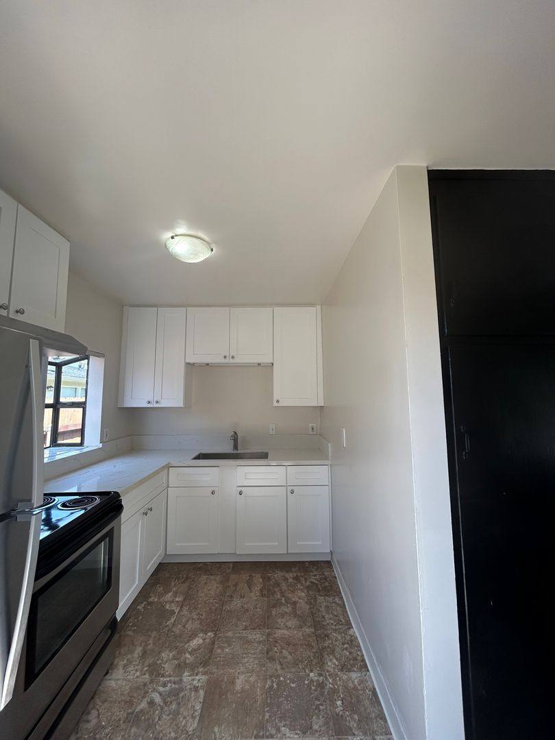 Apartment for rent at 4682 - 4688 Bayard St, San Diego, CA 92109
