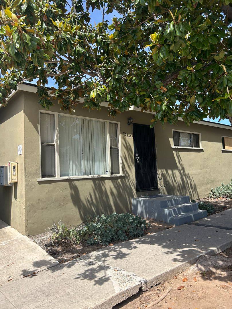Apartment for rent at 4682 - 4688 Bayard St, San Diego, CA 92109
