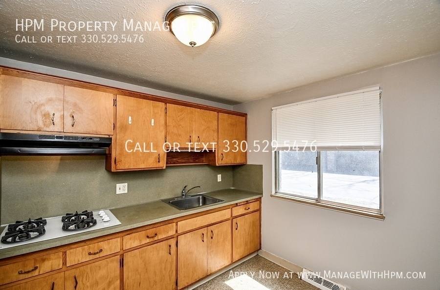Apartment for rent at 842 S Green Rd #6, Cleveland, OH 44121