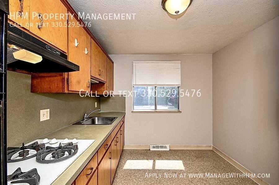 Apartment for rent at 842 S Green Rd #6, Cleveland, OH 44121
