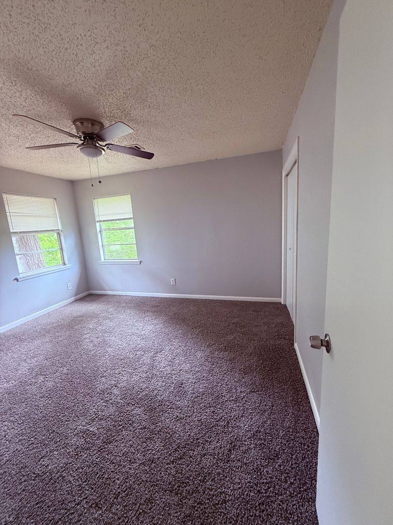 House for rent at 9110 Woodford Dr, Benton, AR 72019