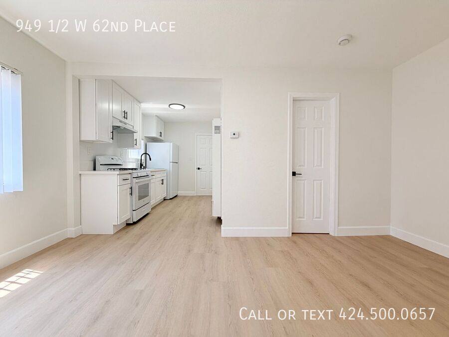 Apartment for rent at 949 1 2 W 62nd Place, Los Angeles, CA 90044