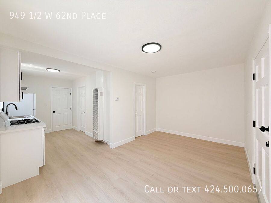 Apartment for rent at 949 1 2 W 62nd Place, Los Angeles, CA 90044