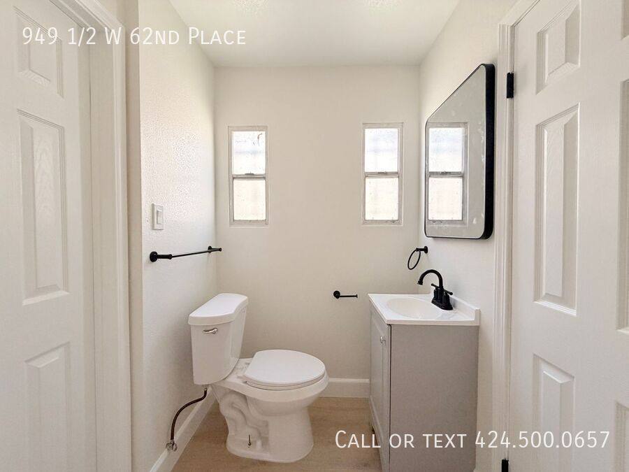 Apartment for rent at 949 1 2 W 62nd Place, Los Angeles, CA 90044