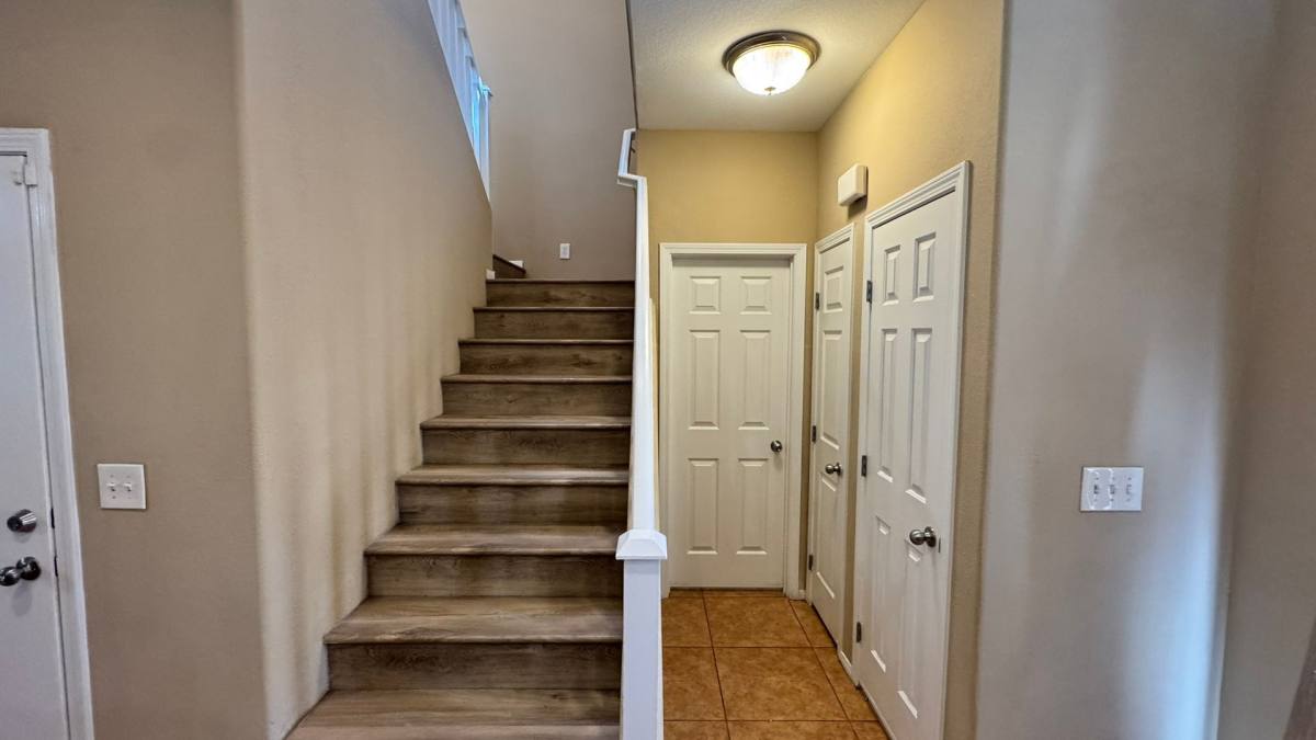 House for rent at 917 Blushing Rose, Henderson, NV 89052