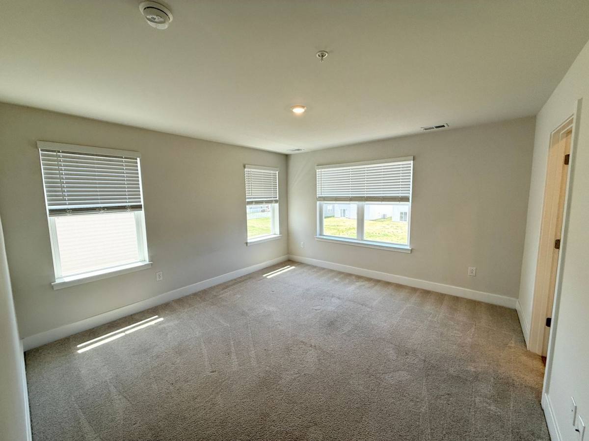 House for rent at 1670 Lake Placid Dr, Trappe, MD 21673