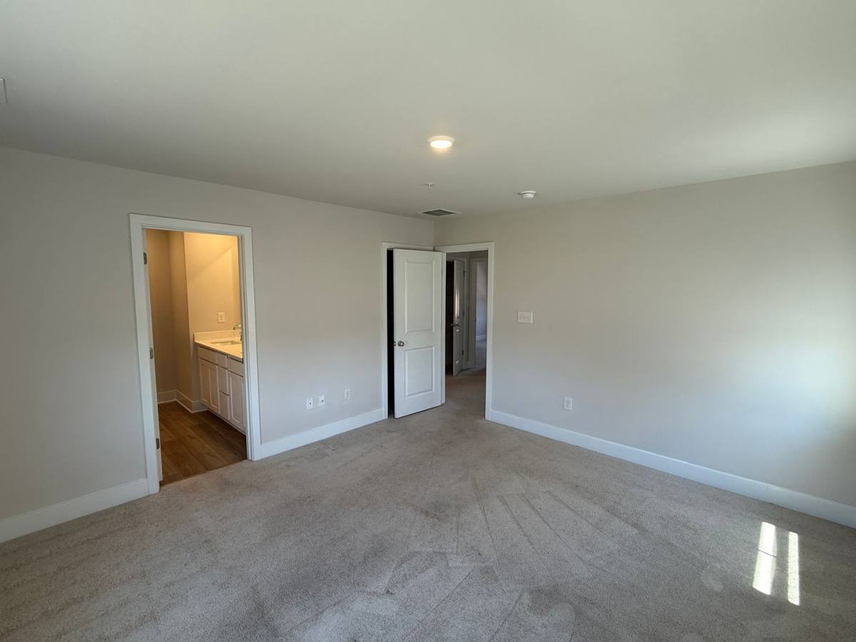 House for rent at 1670 Lake Placid Dr, Trappe, MD 21673