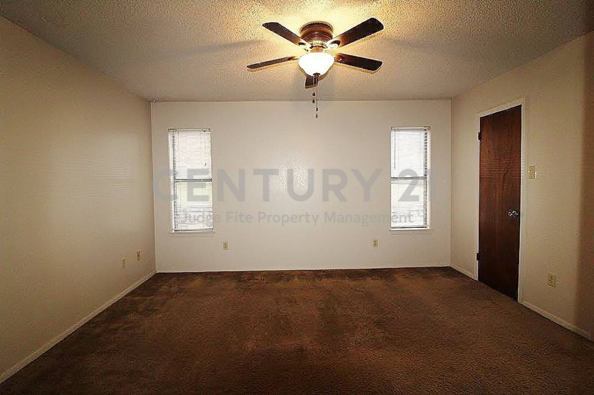 House for rent at 1110 Curtis Dr, Weatherford, TX 76086