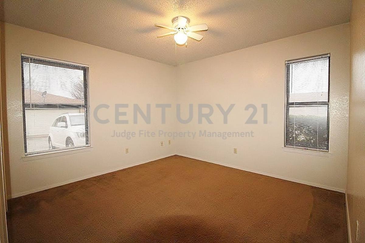 House for rent at 1110 Curtis Dr, Weatherford, TX 76086