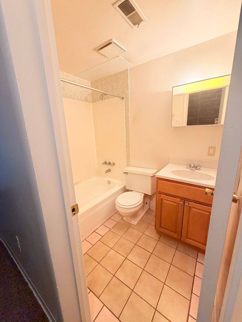 Apartment for rent at 4909 Verona Rd, Verona, PA 15147