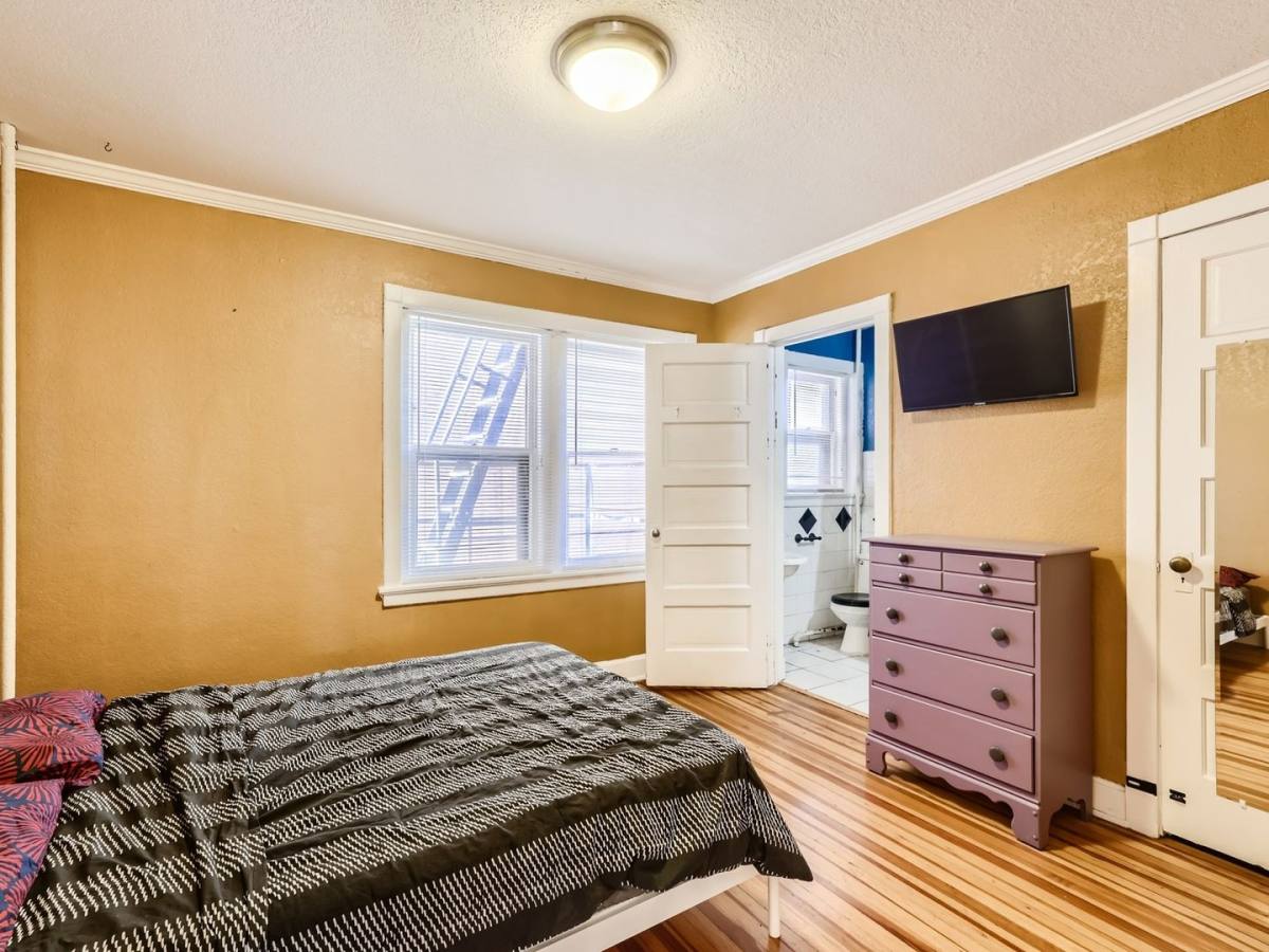 Townhouse for rent at 1137 N Sherman St, Denver, CO 80203