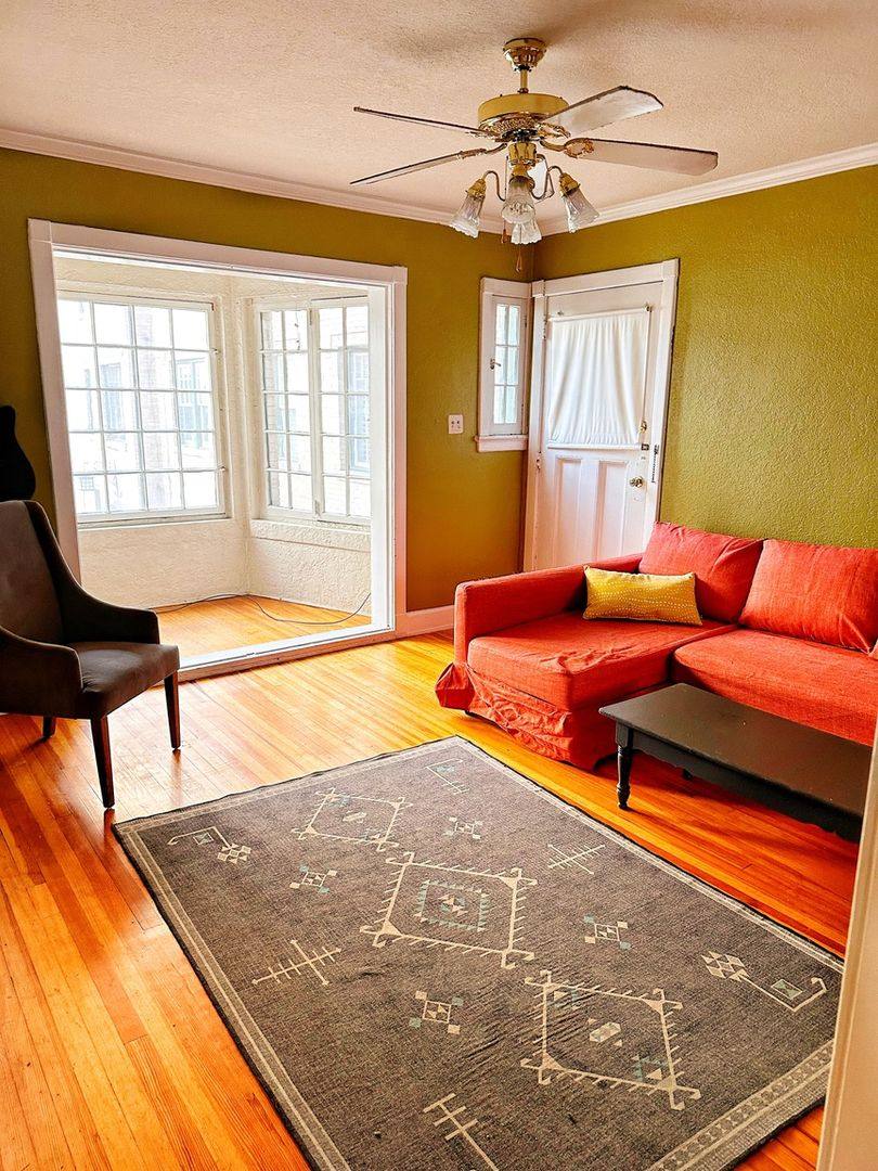 Townhouse for rent at 1137 N Sherman St, Denver, CO 80203