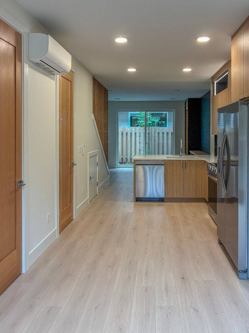 House for rent at 6011 NE 30th Ave, Portland, OR 97211