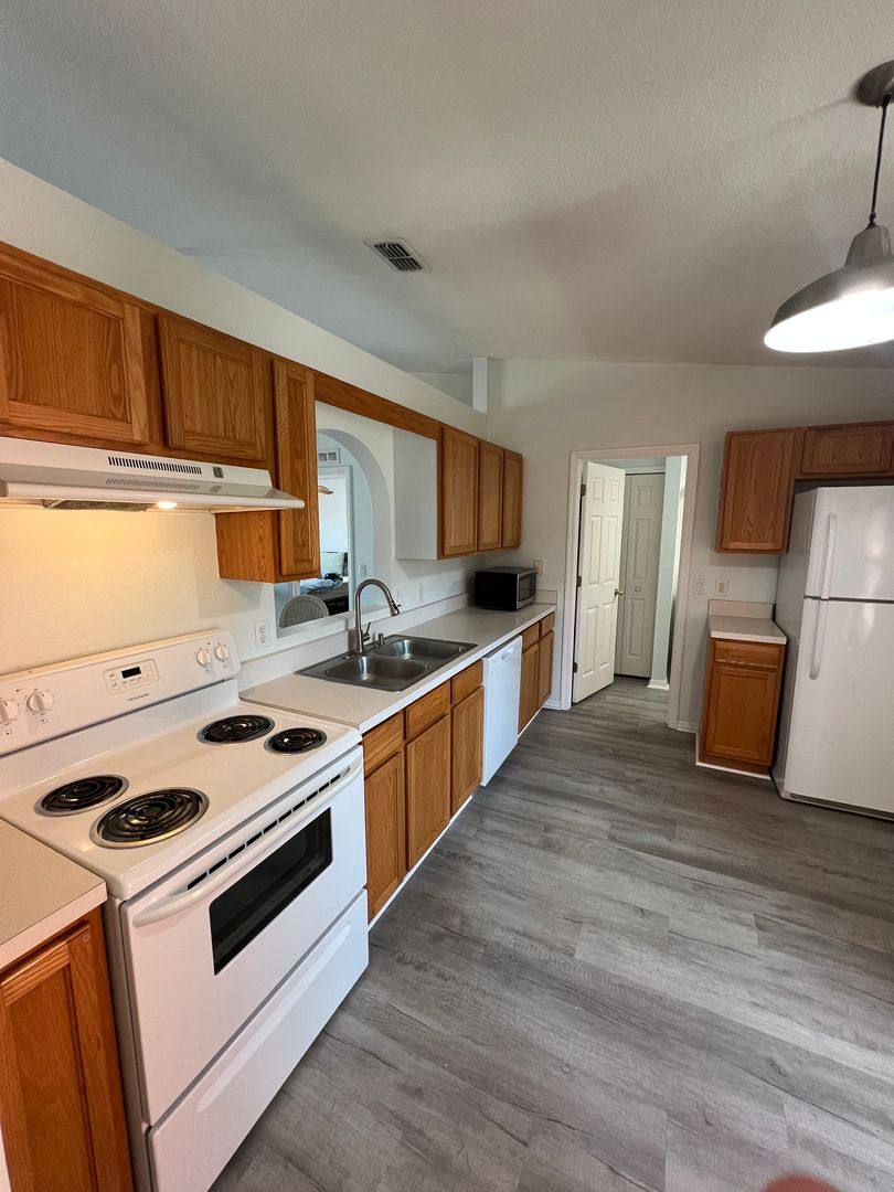 House for rent at 2105 Atwater Dr, North Port, FL 34288