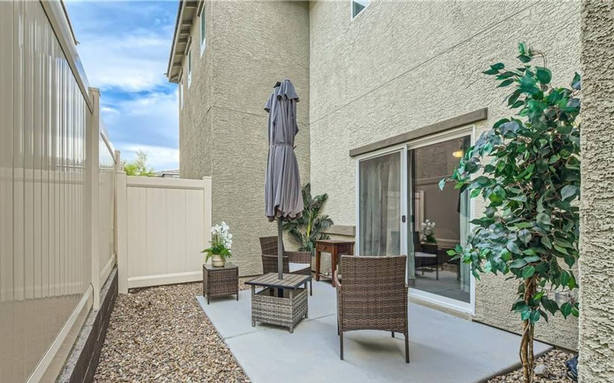 Townhouse for rent at 12110 Midnight Pine Rd, Las Vegas, NV 89183