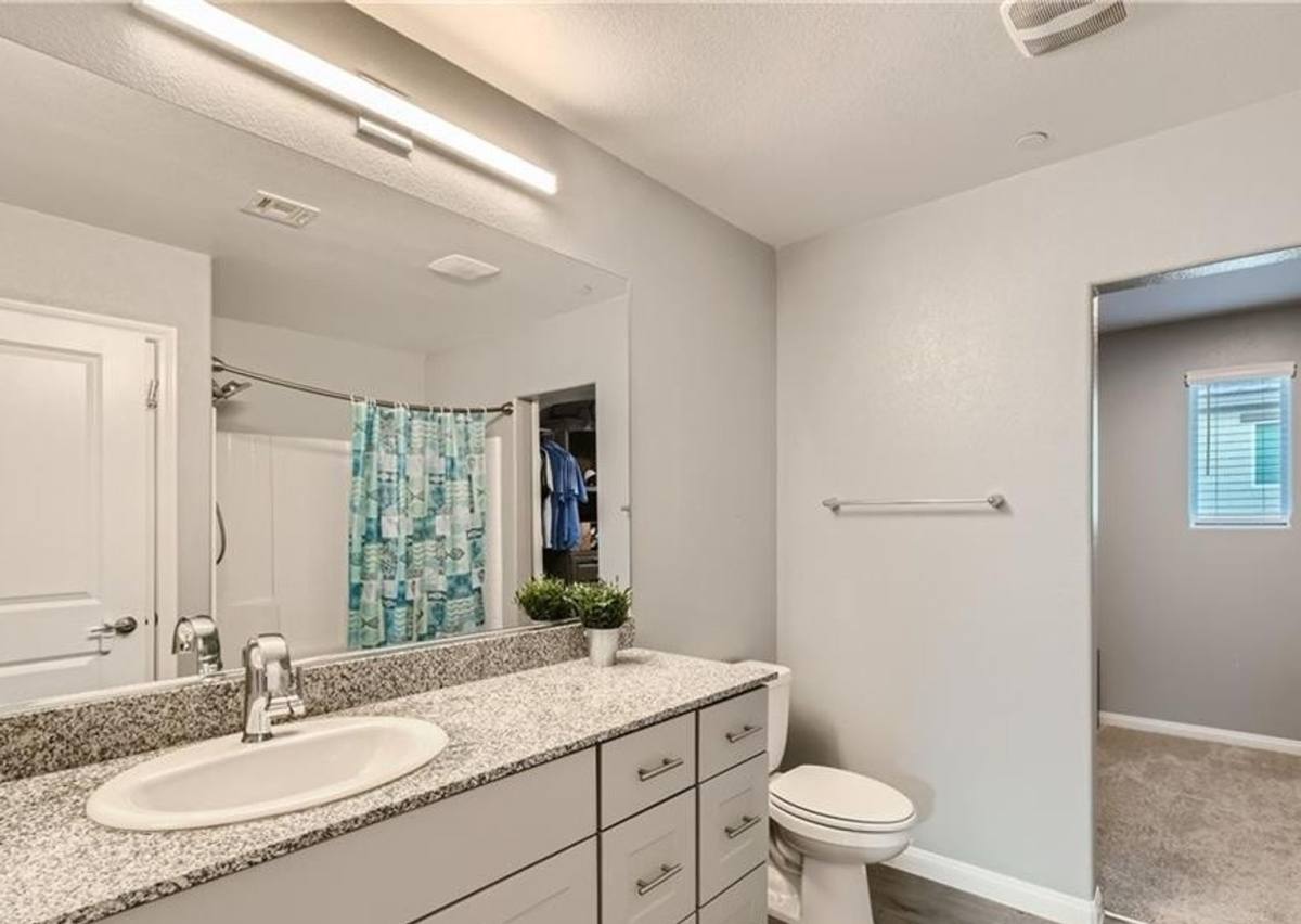 Townhouse for rent at 12110 Midnight Pine Rd, Las Vegas, NV 89183
