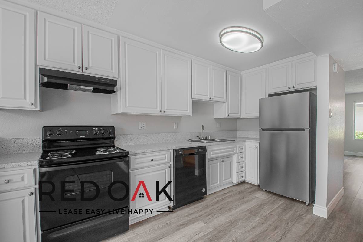 Townhouse for rent at 7340 Haskell Ave #104, Van Nuys, CA 91406