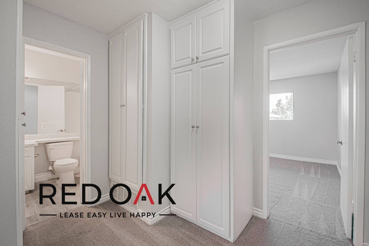Townhouse for rent at 7340 Haskell Ave #104, Van Nuys, CA 91406