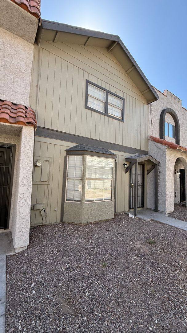 Townhouse for rent at 882 Ripple Way, Las Vegas, NV 89110