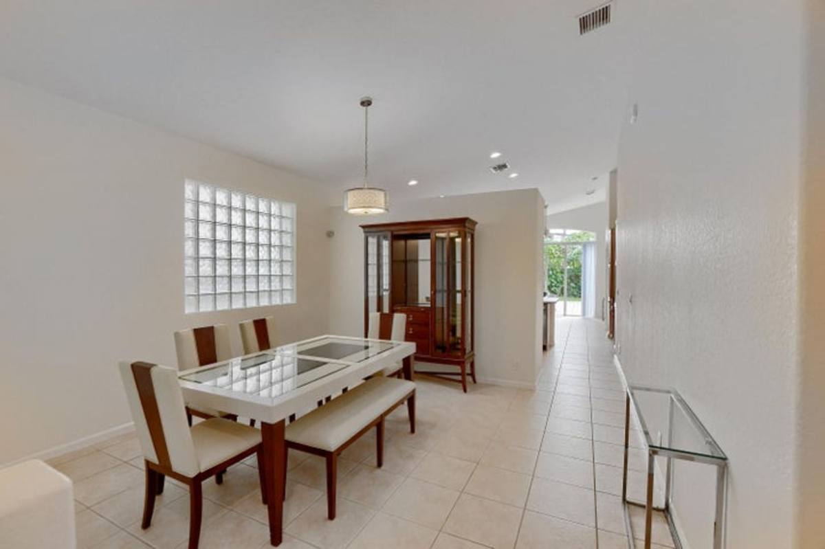 House for rent at 1225 E Magnolia Circle, Delray Beach, FL 33445